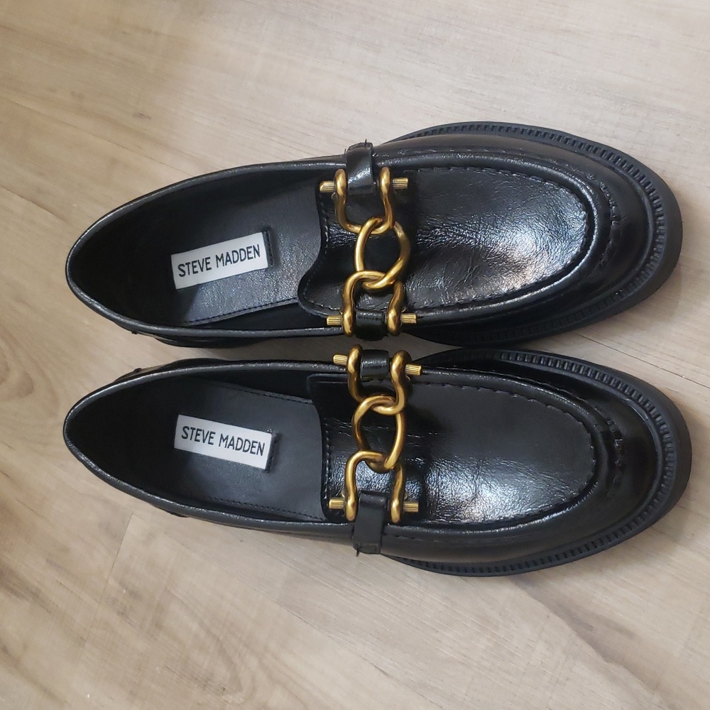 NEW Steve Madden Karmine Black Suede Slip On Loafers D645